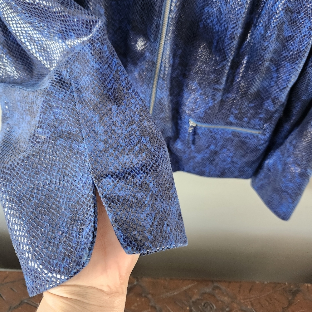 JM Collection Shiny Blue Faux Snake Skin 90s Jacket sz 16 - Picture 7 of 7